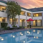 Best Western Heritage Inn 