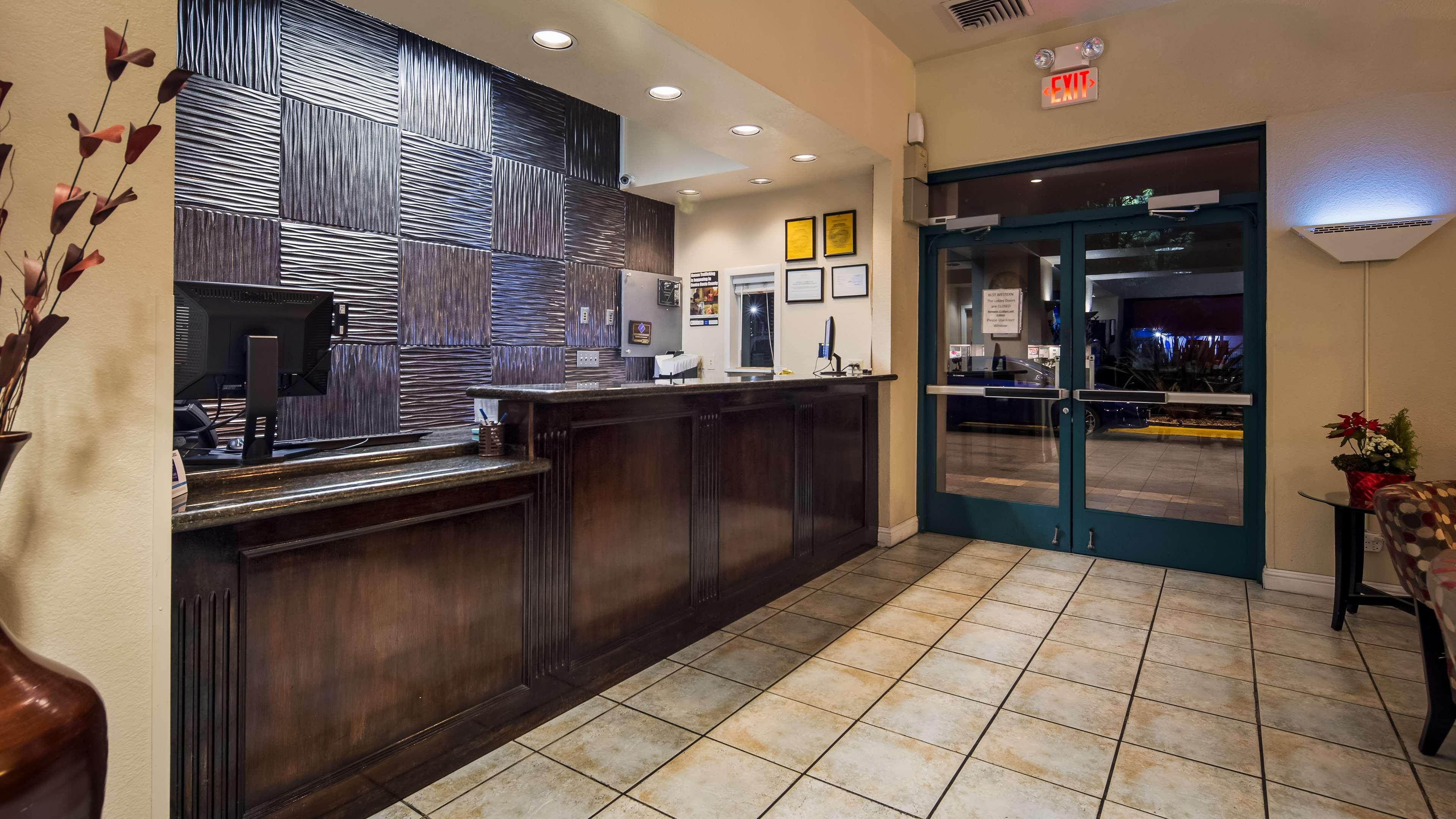 Hotel Western Heritage Concord