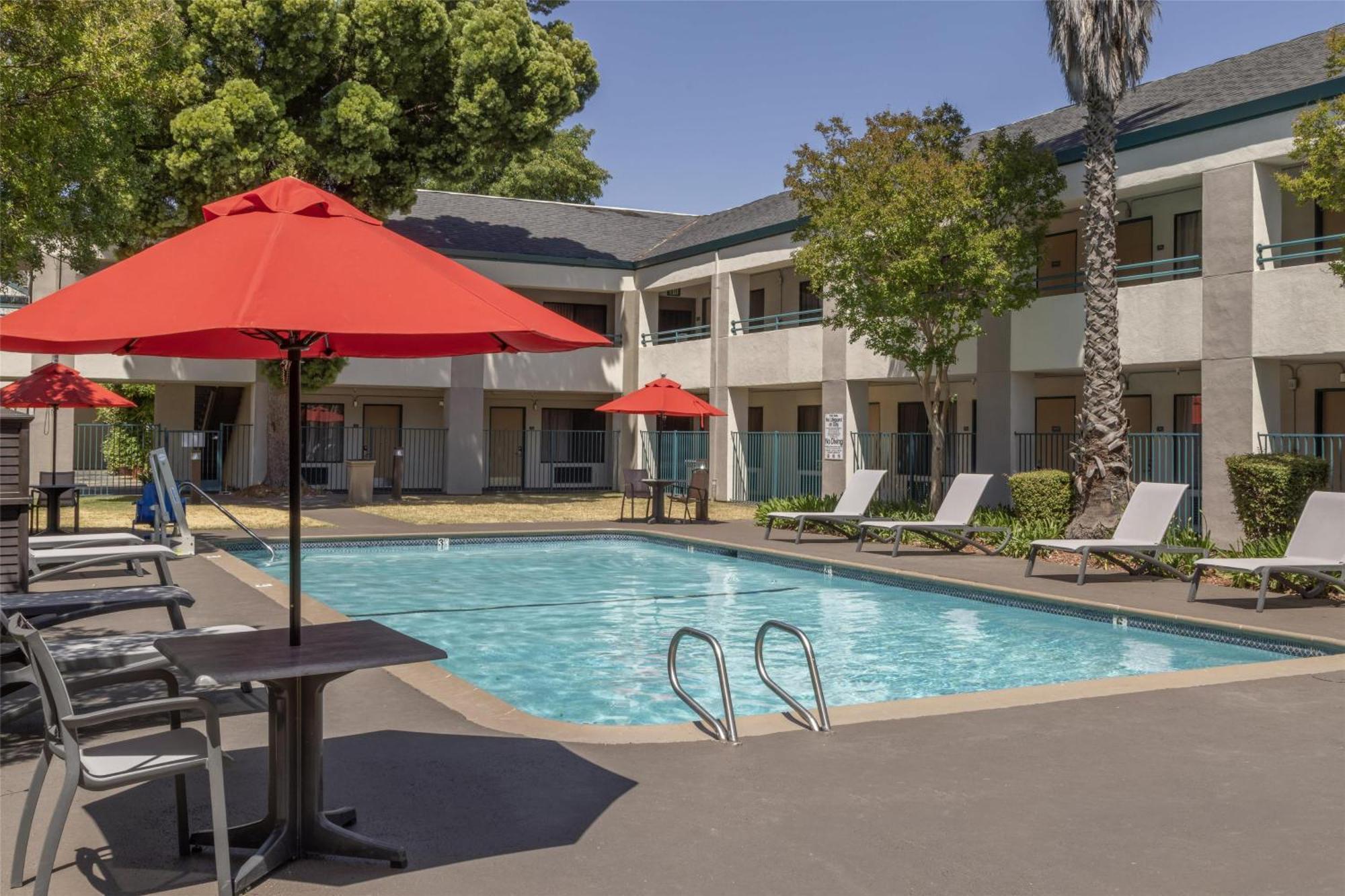 Hotel Western Heritage 3*