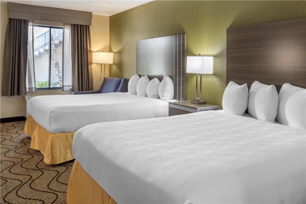 Western Heritage Hotel